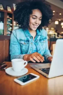 Girl with laptop - About Us page